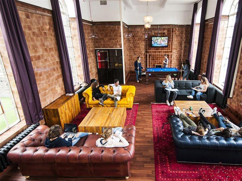 Rest Up Hostel Лондон Екстер'єр фото